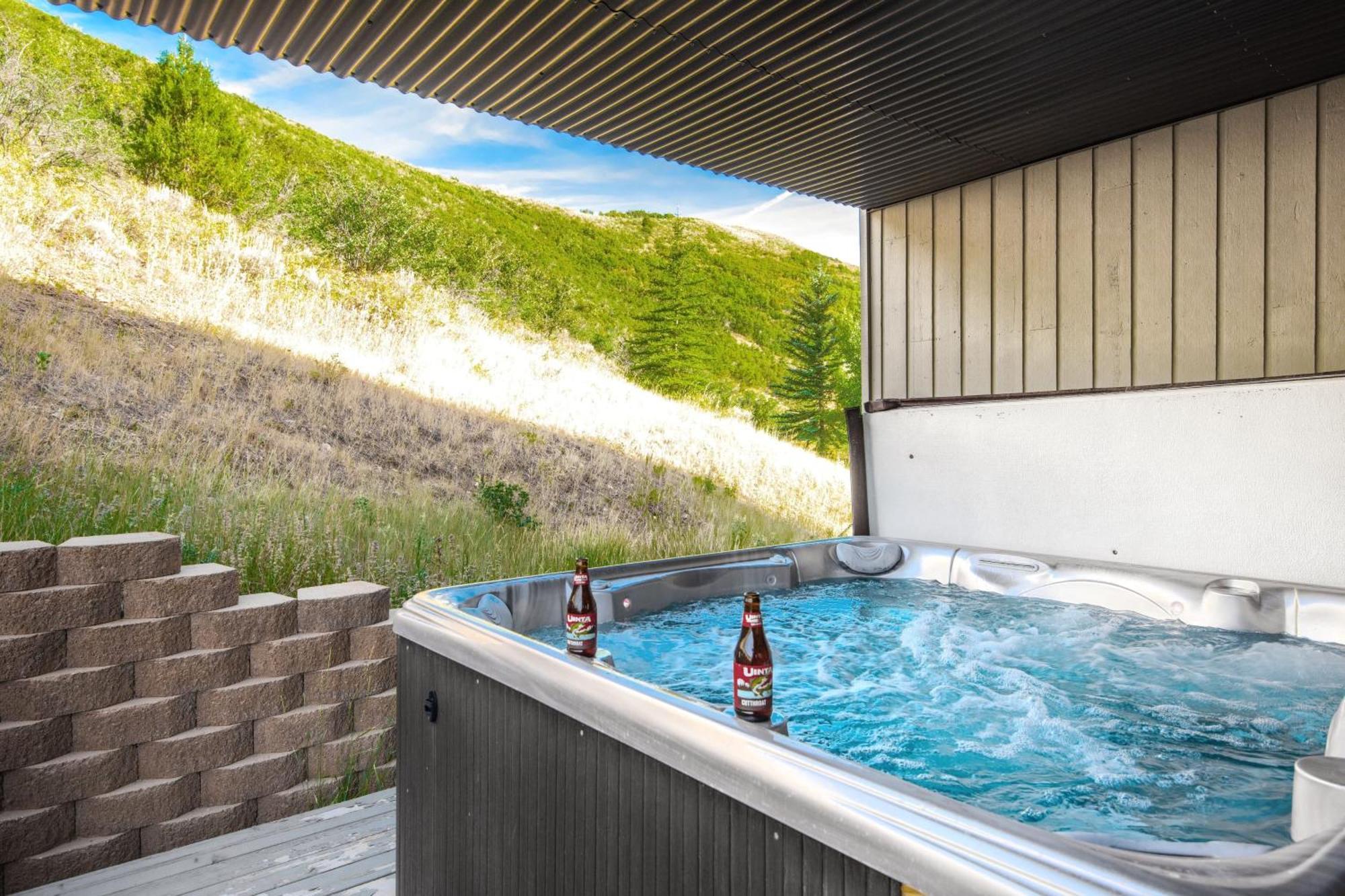 Mason By Avantstay Sleeps 16 Modern Mountain Escape W Hot Tub Park City Exterior foto